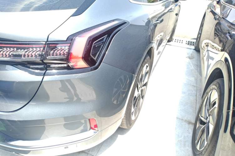 Used Zeekr 001 2022 Long-Range Dual-Motor WE Edition Exterior 3