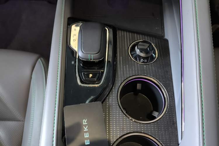 Used Zeekr 001 2022 Long-Range Dual-Motor WE Edition Gear Lever