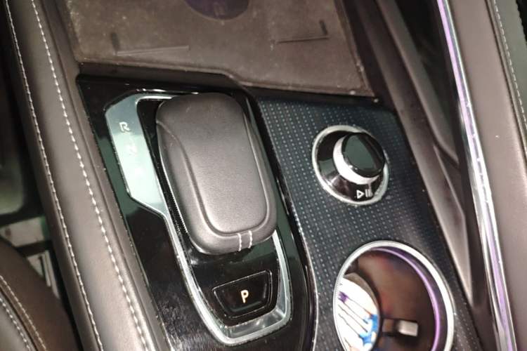 Used Zeekr 001 2022 Long-Range Dual-Motor WE Edition Gear Lever