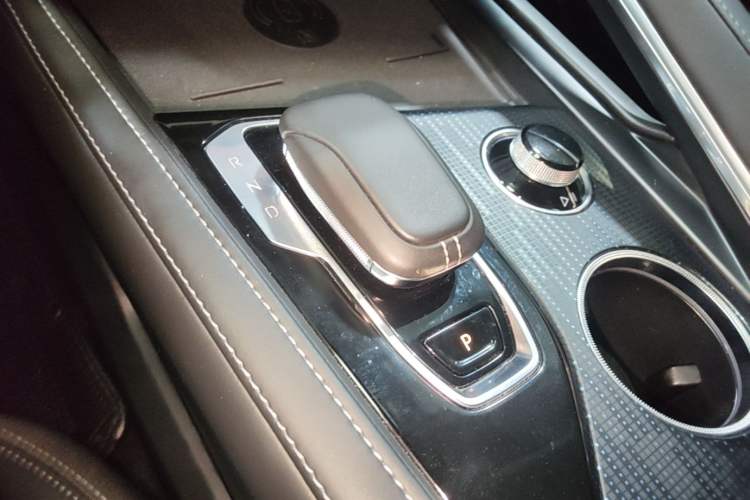 Used Zeekr 001 2022 Long-Range Dual-Motor WE Edition Gear Lever