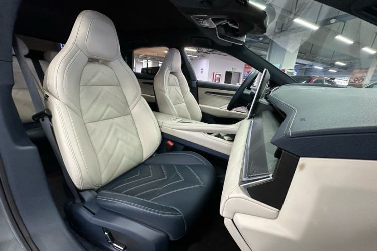 Used Zeekr 001 2022 Long-Range Dual-Motor WE Edition Interior 1