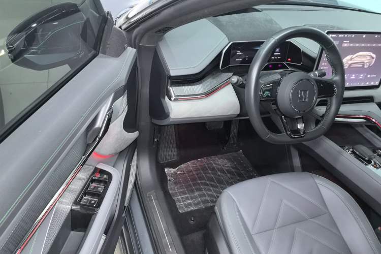 Used Zeekr 001 2022 Long-Range Dual-Motor WE Edition Interior 3