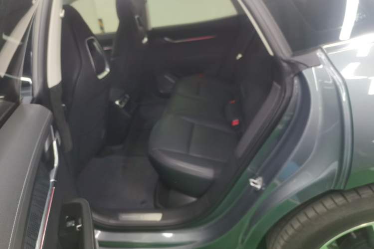 Used Zeekr 001 2022 Ultra-Long Range Single-Motor WE Version Interior 4