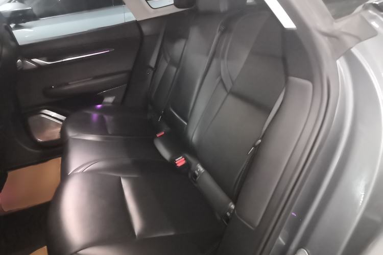 Used Zeekr 001 2022 Long-Range Dual-Motor WE Edition Interior 4