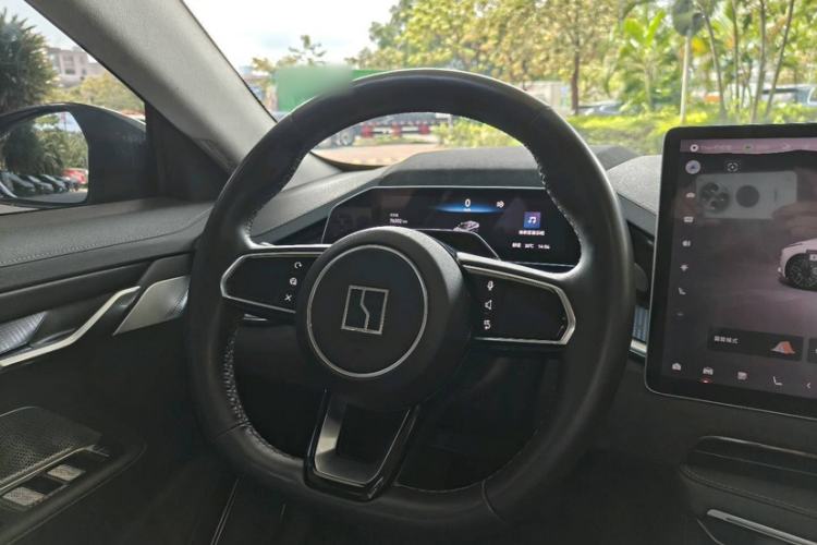 Used Zeekr 001 2022 Long-Range Dual-Motor WE Edition Interior 5