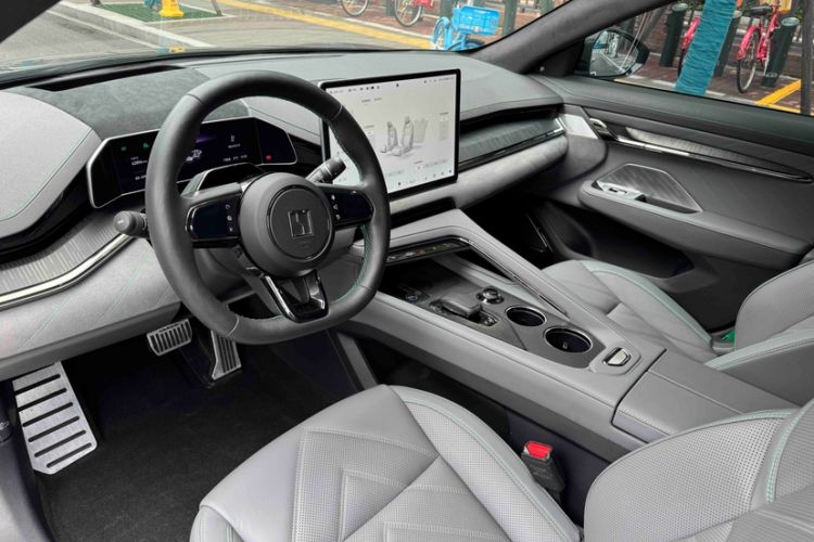 Used Zeekr 001 2022 Long-Range Dual-Motor WE Edition Interior 6