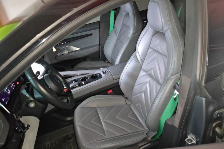 Used Zeekr 001 2022 Long-Range Dual-Motor WE Edition Left Front Seat