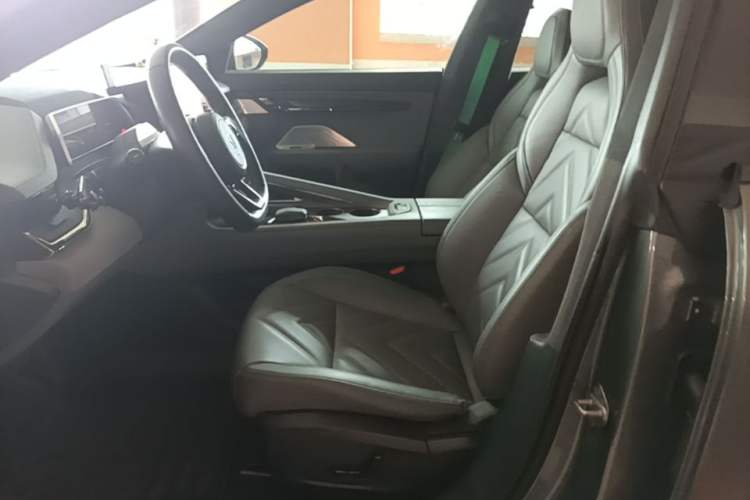 Used Zeekr 001 2022 Long-Range Dual-Motor WE Edition Left Front Seat