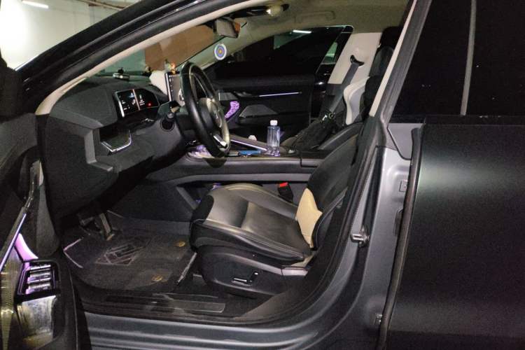 Used Zeekr 001 2022 Long-Range Dual-Motor WE Edition Left Front Seat
