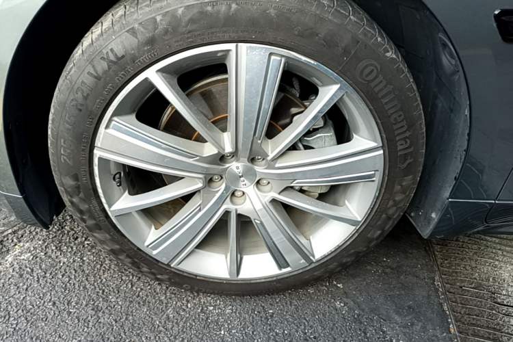 Used Zeekr 001 2022 Long-Range Dual-Motor WE Edition Left Front Wheel Hub