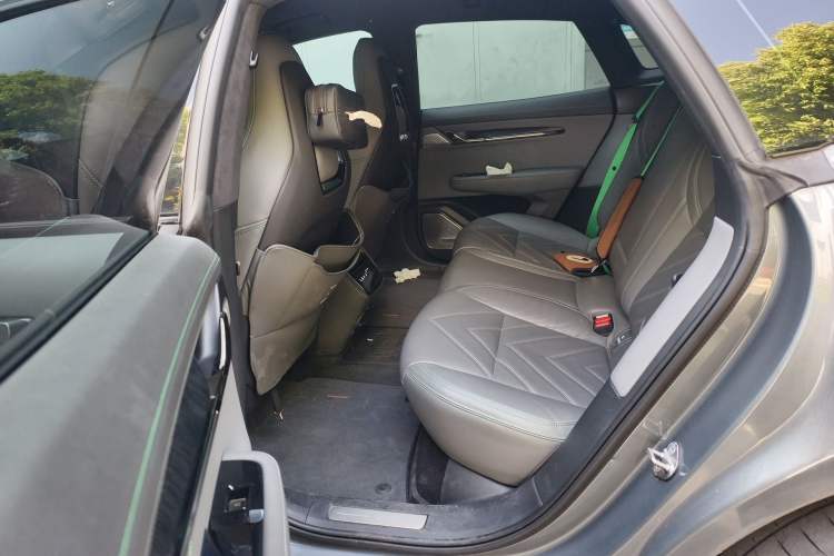 Used Zeekr 001 2022 Ultra-Long Range Dual-Motor ME Version Left Rear Seat