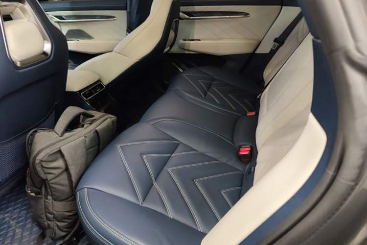 Used Zeekr 001 2022 Long-Range Dual-Motor WE Edition Left Rear Seat