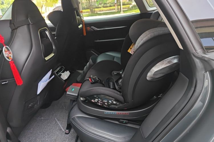 Used Zeekr 001 2022 Ultra-Long Range Single-Motor WE Version Left Rear Seat