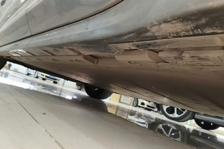 Used Zeekr 001 2022 Ultra-Long Range Single-Motor WE Version Left Side Sill