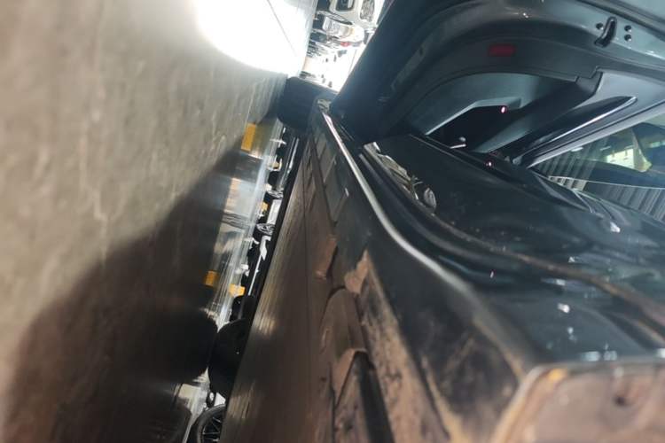 Used Zeekr 001 2022 Ultra-Long Range Single-Motor WE Version Left Side Sill