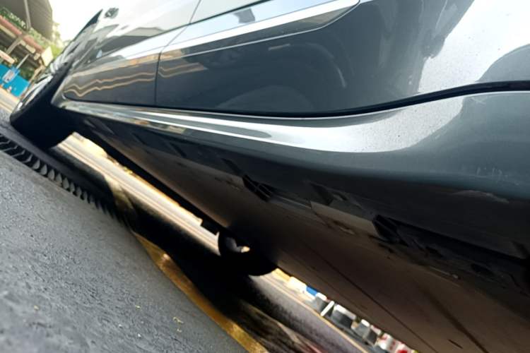 Used Zeekr 001 2022 Long-Range Dual-Motor WE Edition Left Side Sill