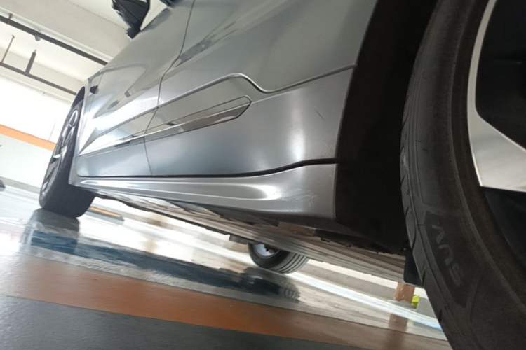 Used Zeekr 001 2022 Long-Range Dual-Motor WE Edition Left Side Sill