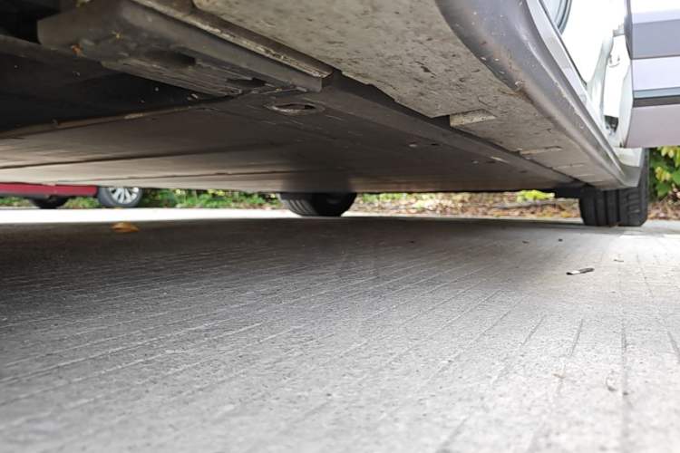 Used Zeekr 001 2022 Ultra-Long Range Dual-Motor YOU Version Left Side Sill