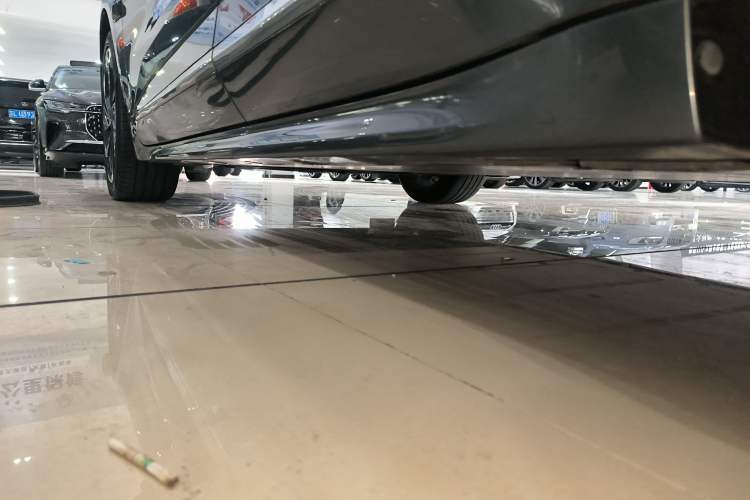 Used Zeekr 001 2022 Long-Range Dual-Motor WE Edition Left Side Sill