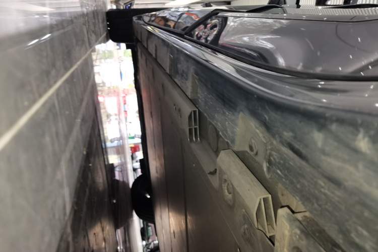 Used Zeekr 001 2022 Long-Range Dual-Motor WE Edition Left Side Sill
