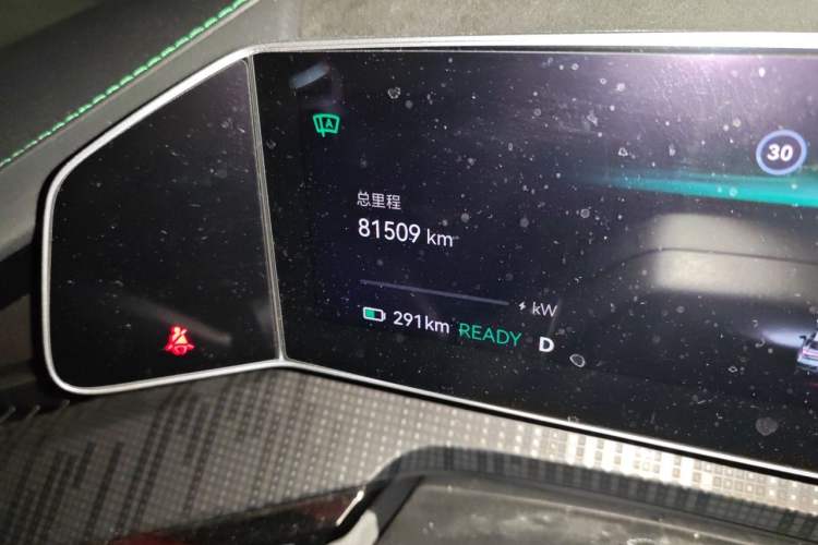 Used Zeekr 001 2022 Long-Range Dual-Motor WE Edition Odometer Close Up