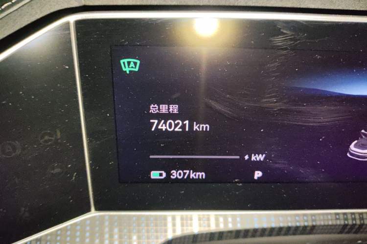 Used Zeekr 001 2022 Long-Range Dual-Motor WE Edition Odometer Close Up