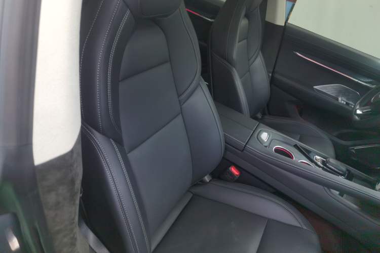 Used Zeekr 001 2022 Ultra-Long Range Single-Motor WE Version Right Front Seat