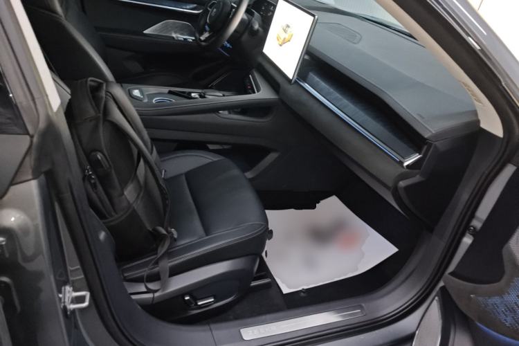 Used Zeekr 001 2022 Long-Range Dual-Motor WE Edition Right Front Seat