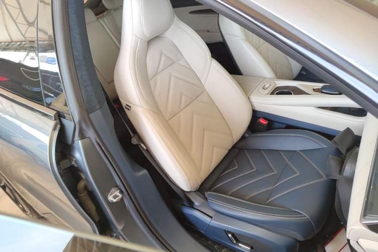 Used Zeekr 001 2022 Long-Range Dual-Motor WE Edition Right Front Seat