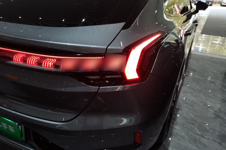 Used Zeekr 001 2022 Long-Range Dual-Motor WE Edition Right Rear Taillight