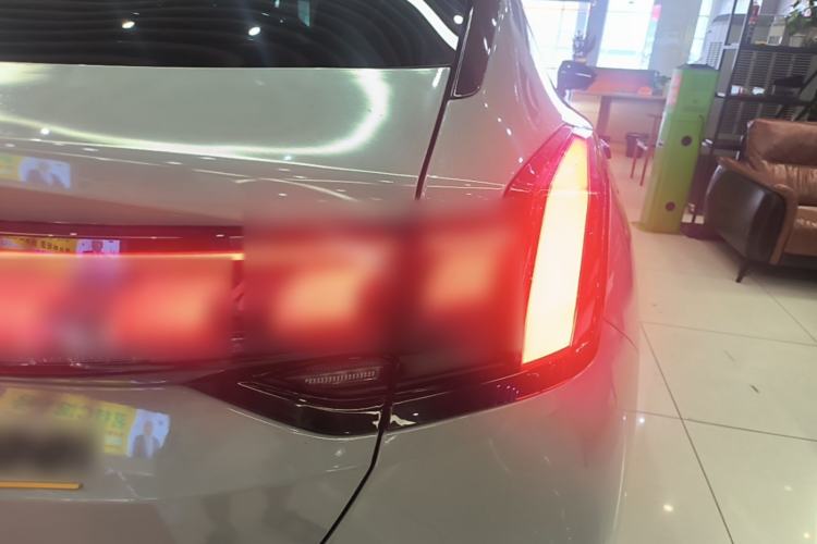 Used Zeekr 001 2022 Long-Range Dual-Motor WE Edition Right Rear Taillight