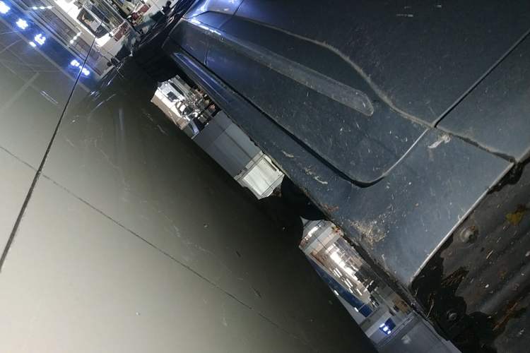 Used Zeekr 001 2022 Ultra-Long Range Single-Motor WE Version Right Side Sill
