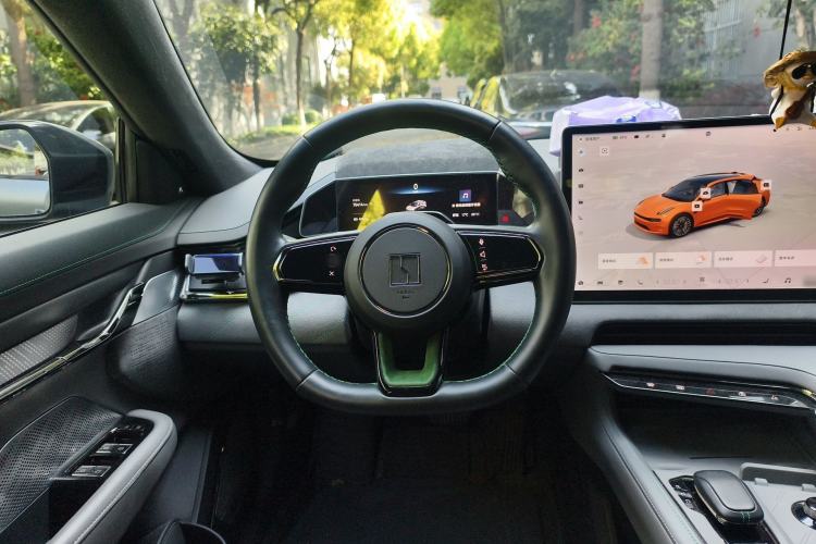 Used Zeekr 001 2022 Ultra-Long Range Dual-Motor ME Version Steering Wheel