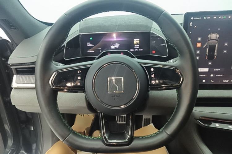 Used Zeekr 001 2022 Ultra-Long Range Dual-Motor YOU Version Steering Wheel