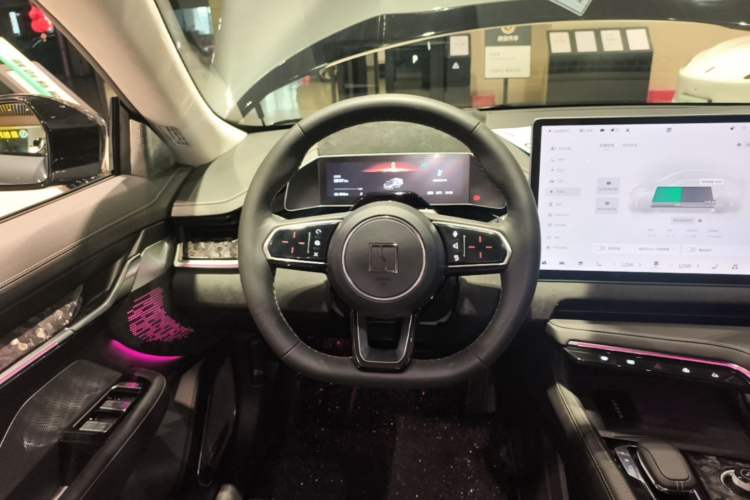 Used Zeekr 001 2022 Long-Range Dual-Motor WE Edition Steering Wheel