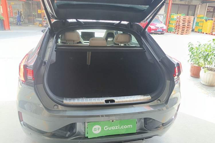 Used Zeekr 001 2022 Long-Range Dual-Motor WE Edition Trunk
