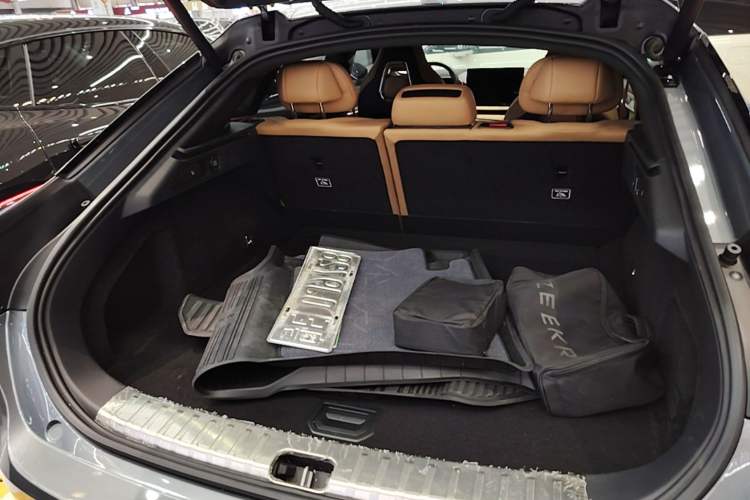 Used Zeekr 001 2022 Long-Range Dual-Motor WE Edition Trunk