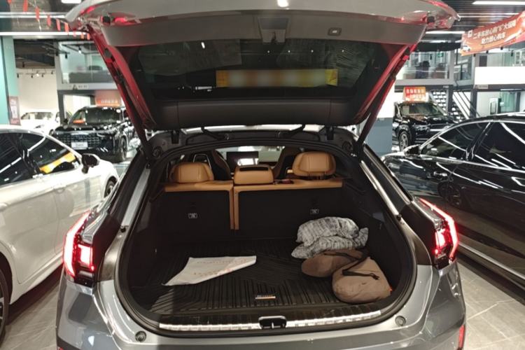 Used Zeekr 001 2022 Ultra-Long Range Dual-Motor YOU Version Trunk