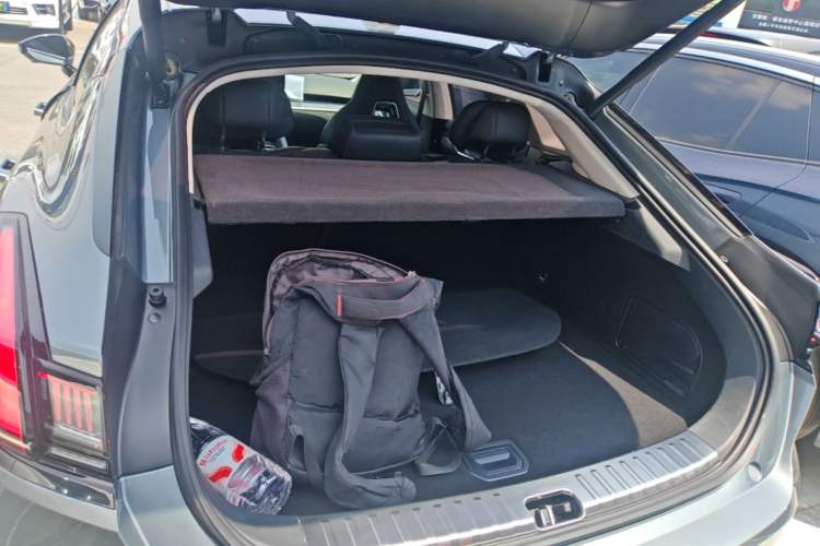 Used Zeekr 001 2022 Long-Range Dual-Motor WE Edition Trunk