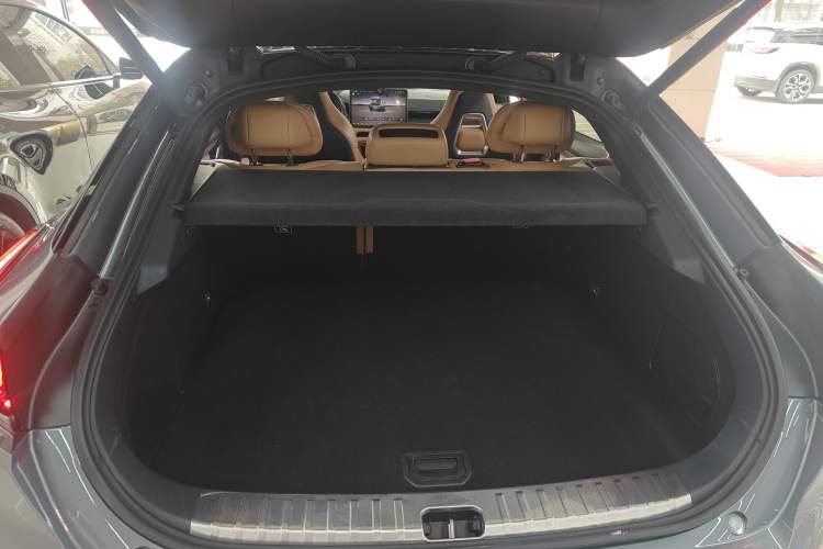 Used Zeekr 001 2022 Long-Range Dual-Motor WE Edition Trunk