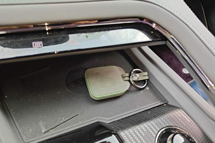 Used Zeekr 001 2022 Ultra-Long Range Dual-Motor YOU Version Vehicle Key