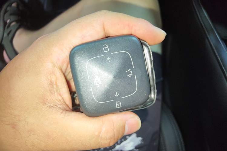 Used Zeekr 001 2022 Long-Range Dual-Motor WE Edition Vehicle Key