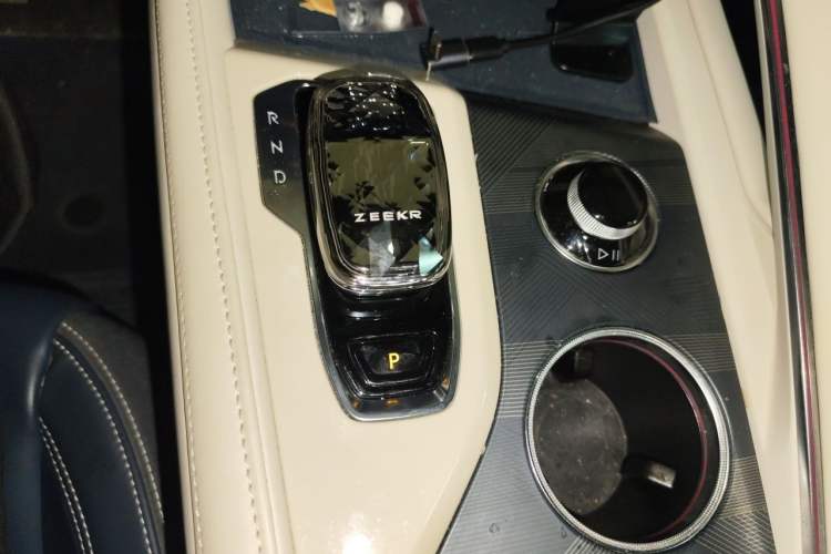 Used Zeekr 001 2022 Long-Range Dual-Motor WE Edition Gear Lever