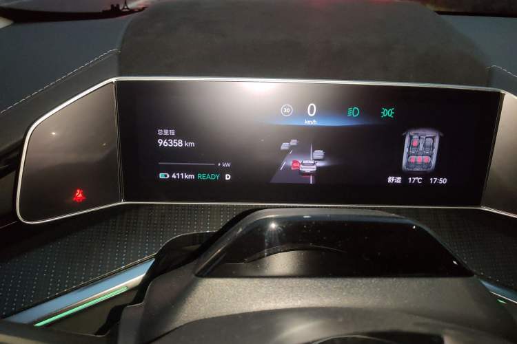 Used Zeekr 001 2022 Ultra-Long Range Single-Motor WE Version Odometer Close Up