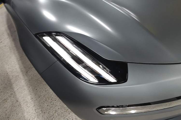 Used Zeekr 001 2022 Long-Range Dual-Motor WE Edition Right Front Headlight