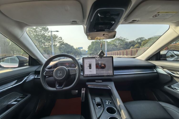 Used Zeekr 001 2022 Ultra-Long Range Dual-Motor ME Version Interior 2