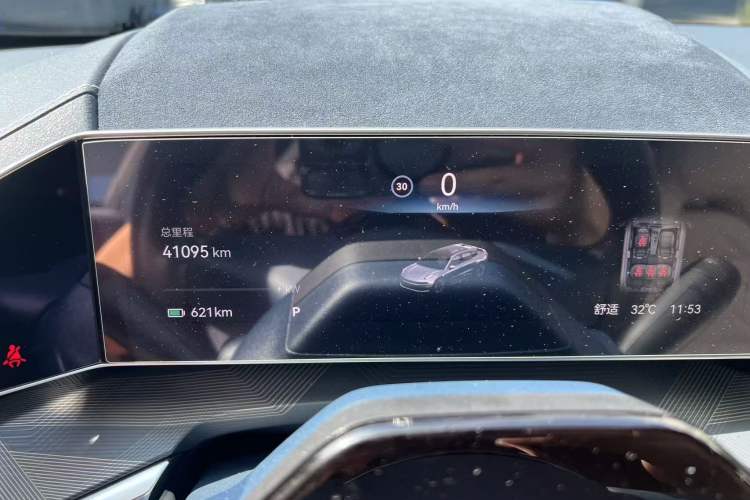 Used Zeekr 001 2022 Ultra-Long Range Single-Motor WE Version Odometer Close Up