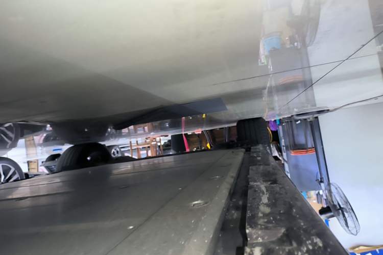Used Zeekr 001 2022 Ultra-Long Range Dual-Motor YOU Version Right Side Sill