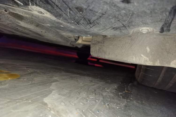 Used Zeekr 001 2022 Ultra-Long Range Dual-Motor ME Version Chassis Front Left