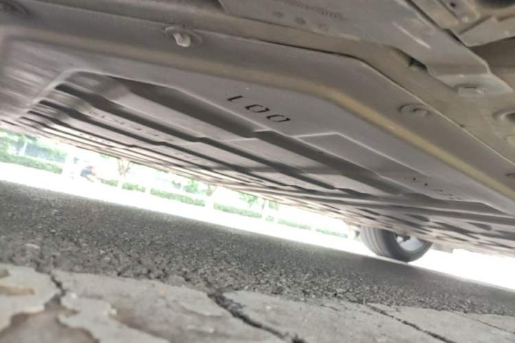 Used Zeekr 001 2022 Ultra-Long Range Dual-Motor ME Version Chassis Rear Right